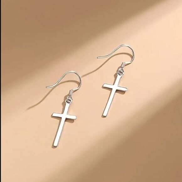 Small cross earrings Silver plated minimalist jewelry - Picture 5 of 5